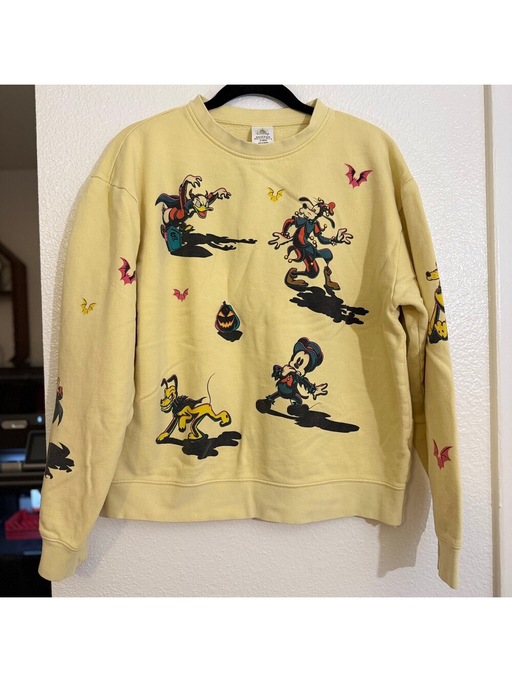 Disney Parks Halloween Mickey Crewneck Sweatshirt 2023 All Over Print M